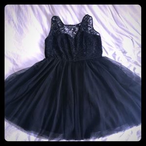 Very pretty plus size lace/tulle dress